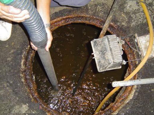 南区街道隔油池清理